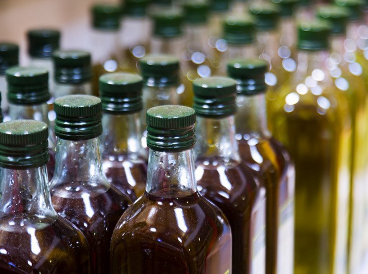 Venta de aceite de oliva virgen extra ecológico en Cuevas del Almanzora